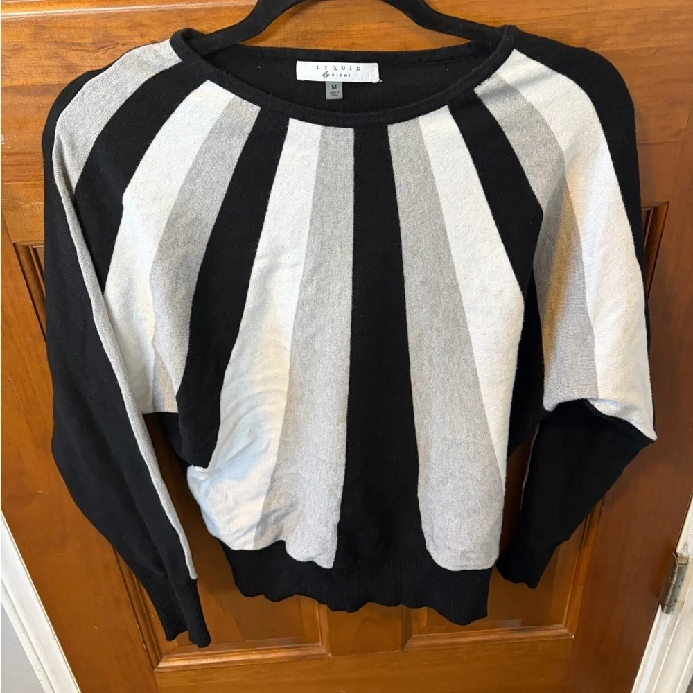 Sioni Monochrome Striped Blouse - Picture 2 of 4